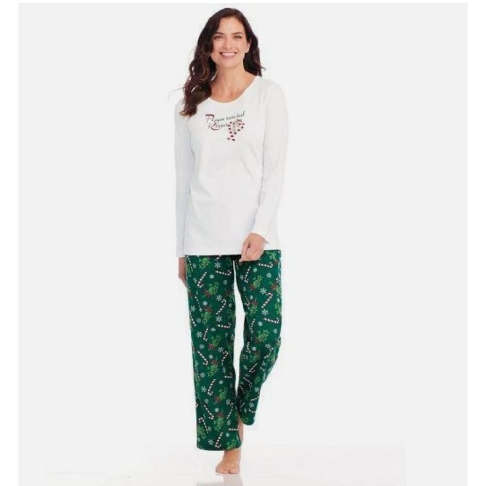 NEW Sz Medium Christmas Holiday PEPPERMINT KISSES Comfy 2 Pc Pajama Lounge Set